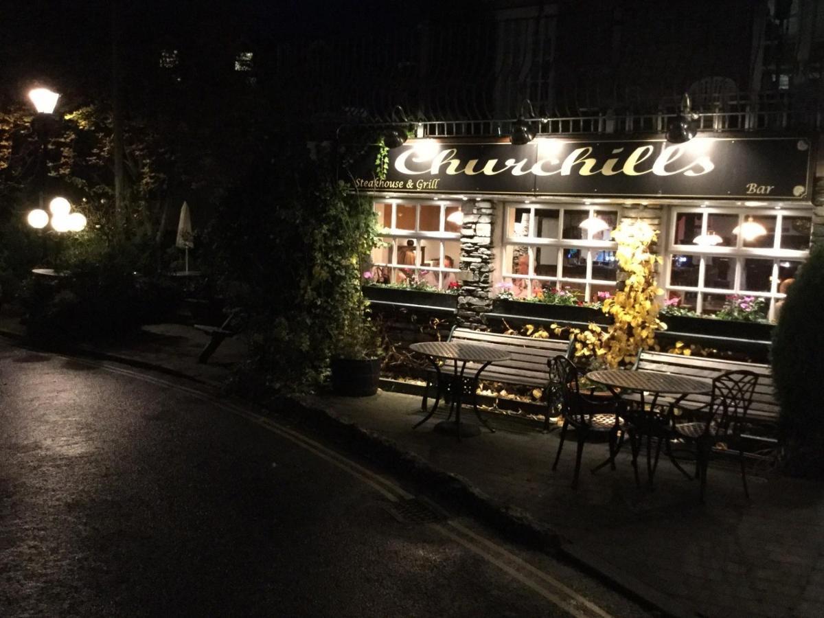 Churchills Inn & Rooms Bowness-on-Windermere Luaran gambar