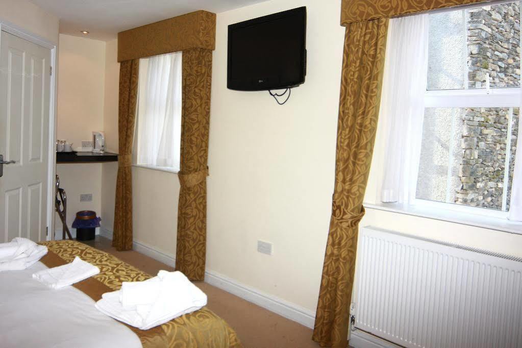 Churchills Inn & Rooms Bowness-on-Windermere Luaran gambar